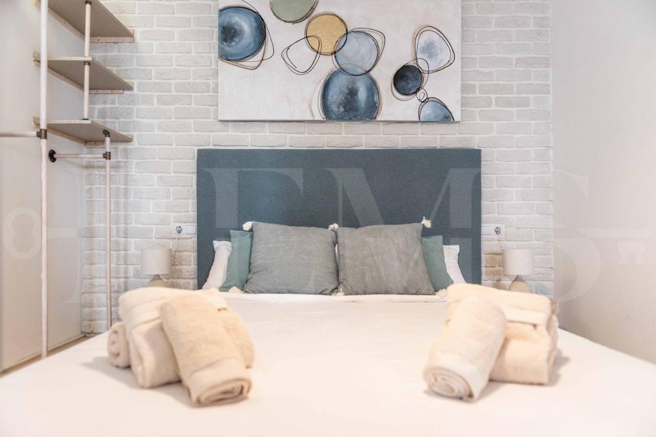 מאלגה Bright Duplex Loft Next To The City Center By Rems מראה חיצוני תמונה